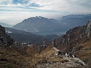 27 Vista verso Moregallo  eCorni di Canzio e i laghi